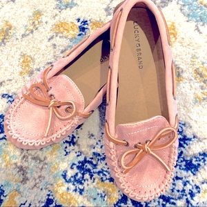 Girls Lucky Brand moccasins Sz 1